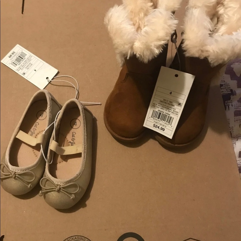 Cat and jack infant shoes size 4